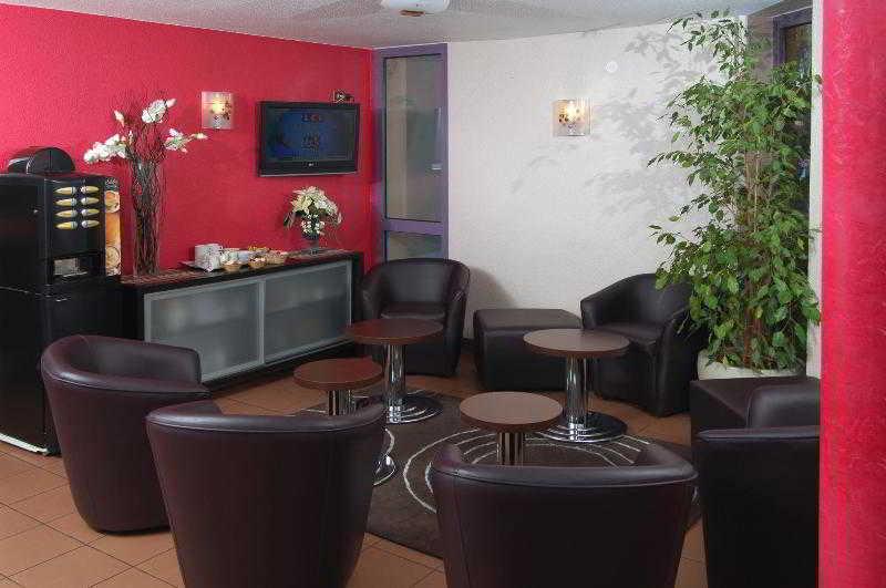 The Originals City, Hotel Nimes Costieres, Ex Inter Hotel エクステリア 写真
