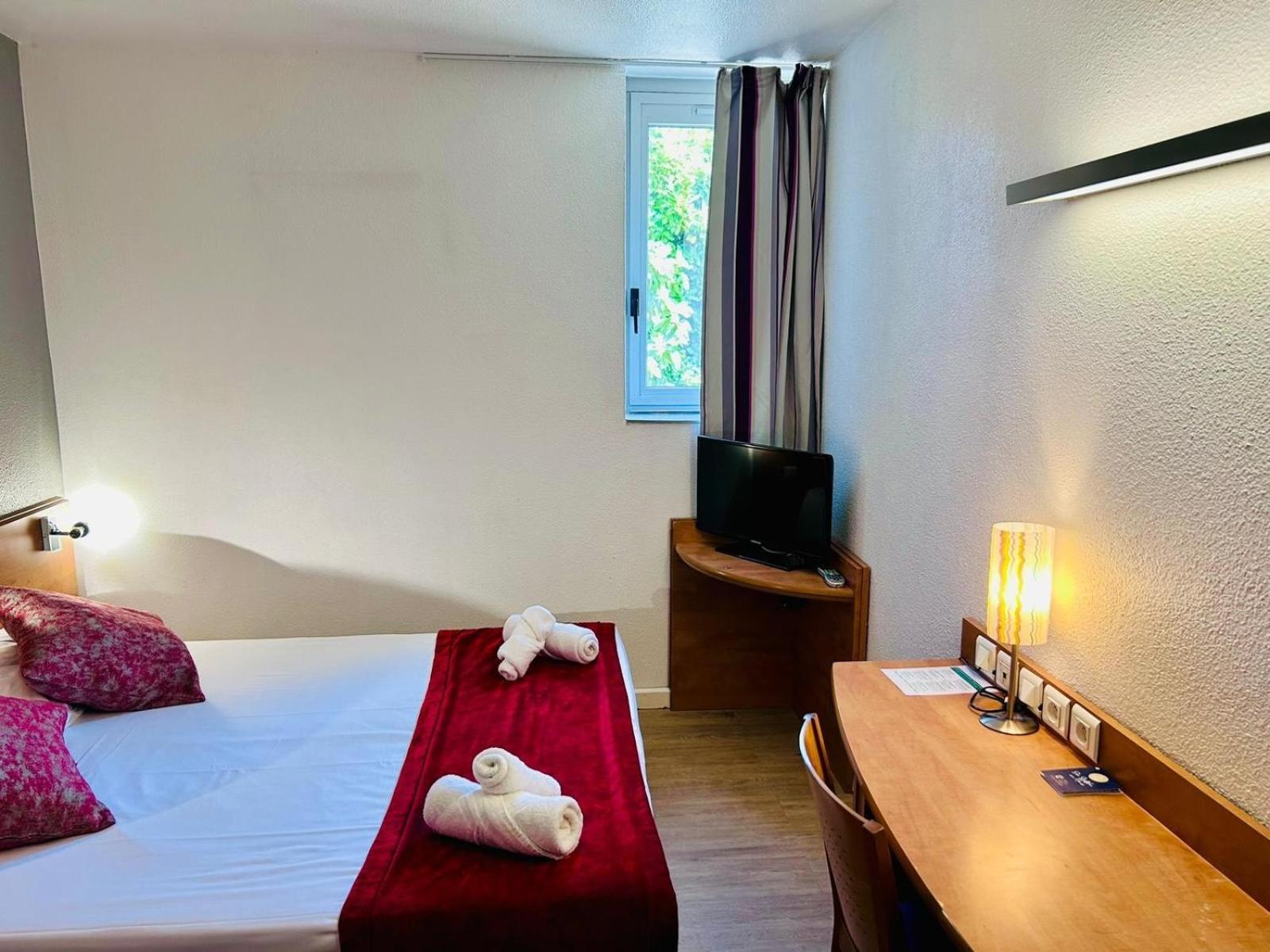 The Originals City, Hotel Nimes Costieres, Ex Inter Hotel エクステリア 写真